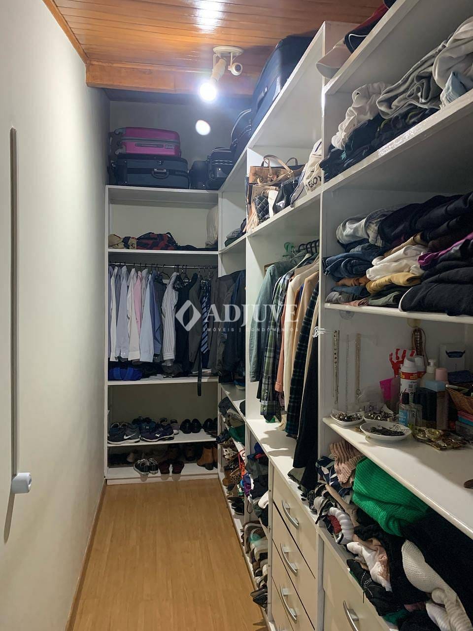 Casa à venda com 3 quartos, 300m² - Foto 38