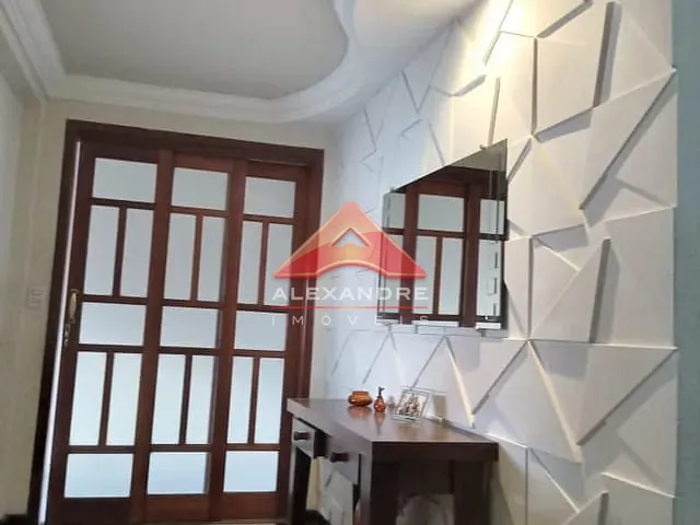 Casa com 310m² 2 quartos e 1 banheiro, à venda, no bairro Jardim Santa Inês em São José dos Campos