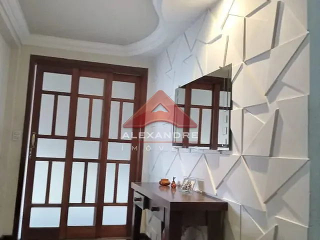 Casa com 310m² 2 quartos e 1 banheiro, à venda, no bairro Jardim Santa Inês em São José dos Campos