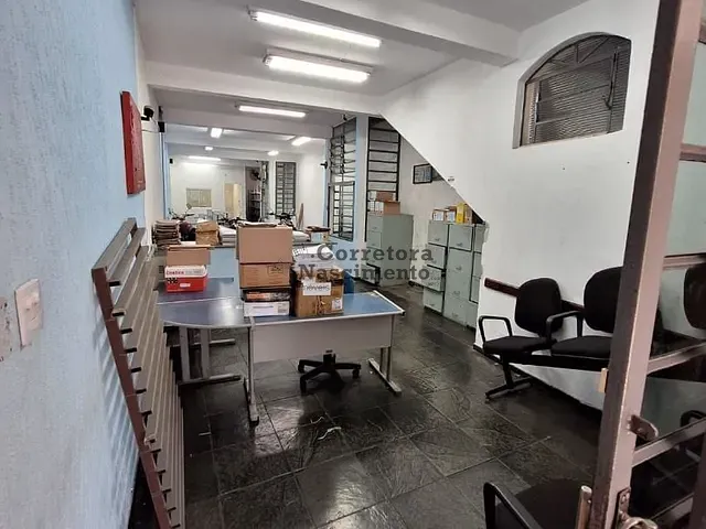Casa com 300m², à venda, no bairro Parque Itamarati em Jacareí