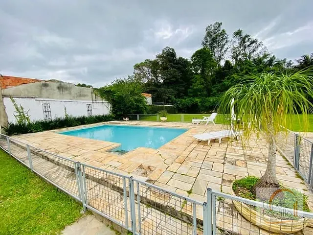 Casa com 679m² 3 quartos e 4 banheiros, à venda, no bairro Jardim Floresta em Atibaia
