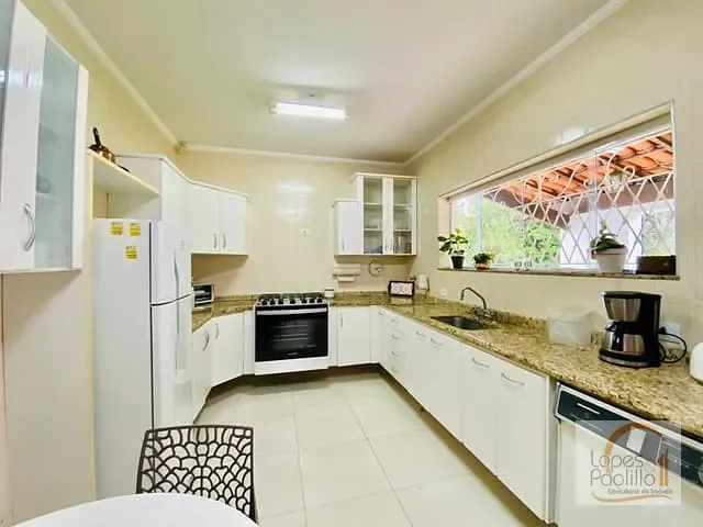 Casa com 679m² 3 quartos e 4 banheiros, à venda, no bairro Jardim Floresta em Atibaia