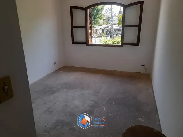 Casa com 310m² 3 quartos e 6 banheiros, à venda, no bairro Vila Madalena em São Paulo