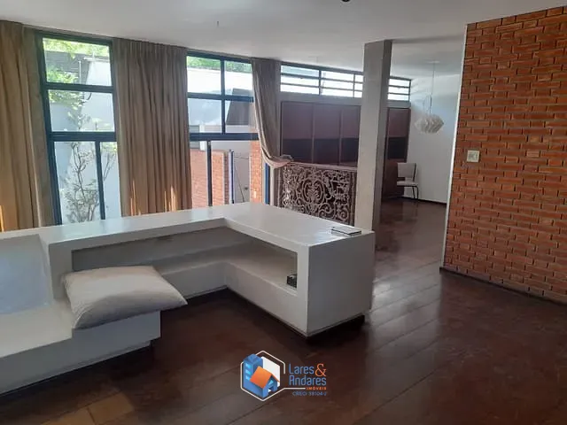 Casa com 310m² 3 quartos e 6 banheiros, à venda, no bairro Vila Madalena em São Paulo