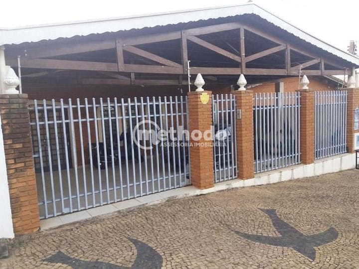 Casa, 3 quartos, 220 m² - Foto 1