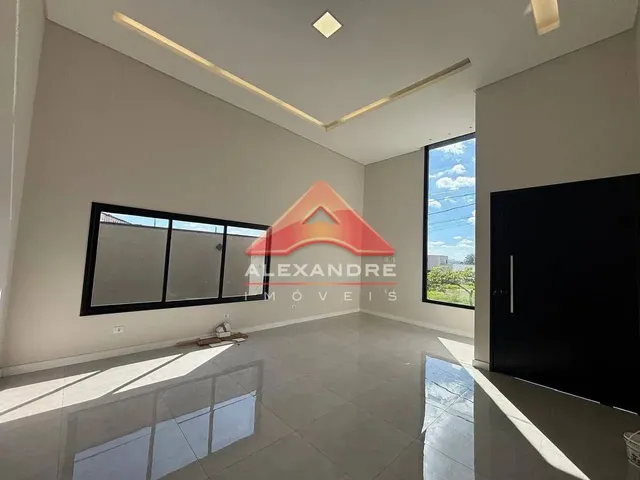 Casa com 300m² 3 quartos e 2 banheiros, à venda, no bairro Bairro do Grama em Caçapava