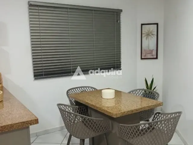 Casa 2 quartos e 1 banheiro, à venda, no bairro Uvaranas em Ponta Grossa