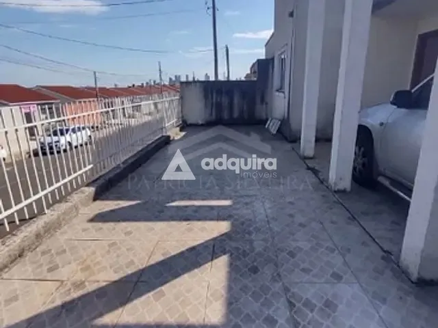 Casa 2 quartos e 1 banheiro, à venda, no bairro Uvaranas em Ponta Grossa