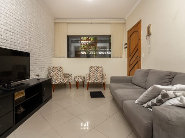 Foto do Casa - Casa tipo para venda em Parque Jabaquara com 3 quartos, sendo 1 suíte, 129m² | Lares e Andares Imóveis