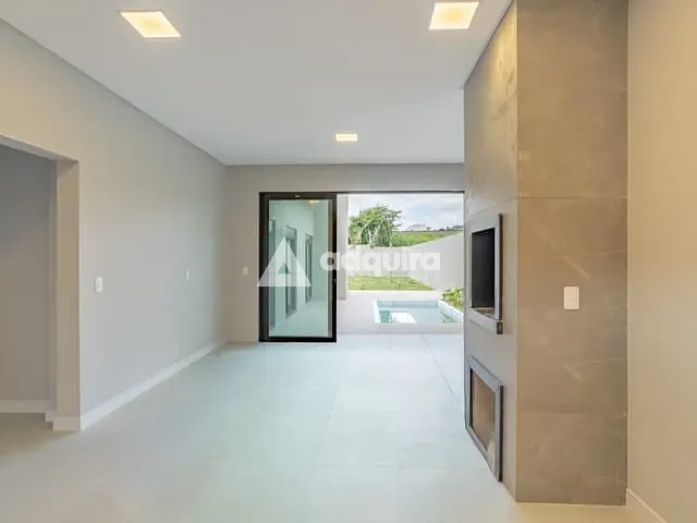 Casa com 403m² 3 quartos e 2 banheiros, à venda, no bairro Jardim Carvalho em Ponta Grossa
