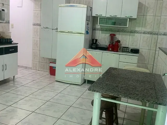 Casa com 127m² 2 quartos e 1 banheiro, à venda, no bairro Jardim Santa Inês III em São José dos Campos
