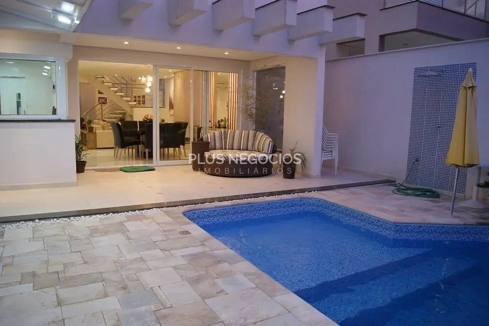Casa, 3 quartos, 380 m² - Foto 2