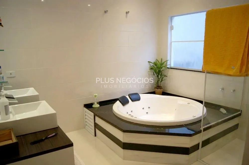 Casa, 3 quartos, 380 m² - Foto 33