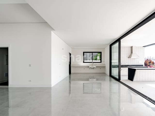 Casa com 439m² 4 quartos e 6 banheiros, à venda, no bairro Alphaville em Santana de Parnaíba