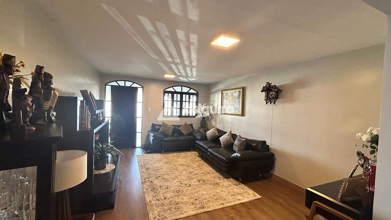 Casa, 3 quartos, 240 m² - Foto 6