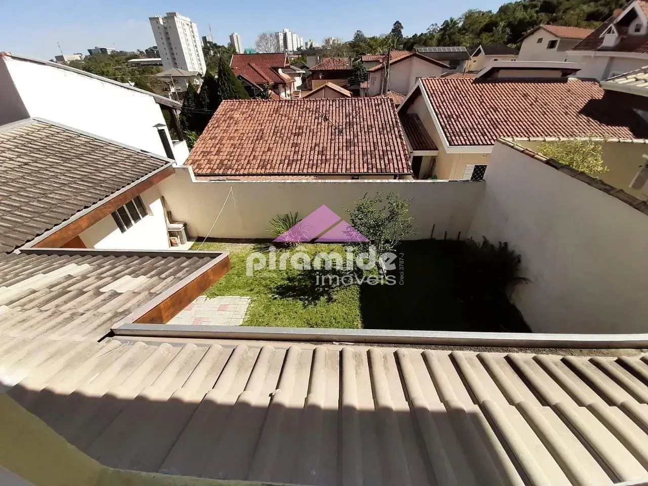 Casa, 4 quartos, 248 m² - Foto 39