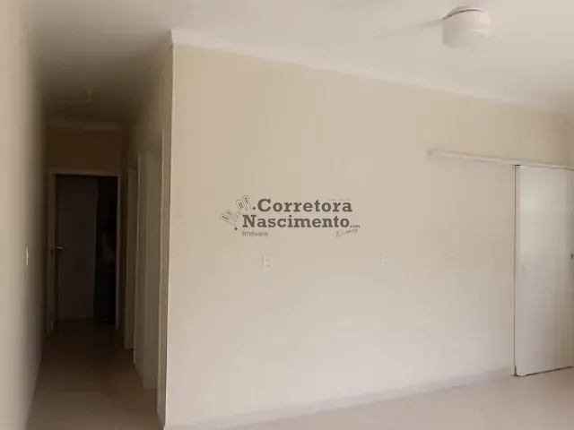 Casa com 175m² 2 quartos e 1 banheiro, à venda, no bairro Loteamento Villa Branca em Jacareí