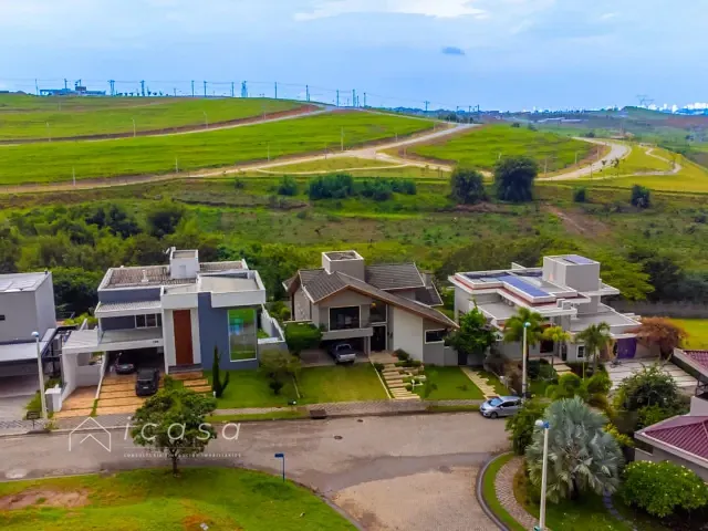 Casa com 800m² 5 quartos e 3 banheiros, à venda ou para alugar, no bairro Condomínio Reserva do Paratehy em São José dos Campos