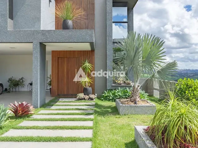 Casa com 311m² 3 quartos e 3 banheiros, à venda ou para alugar, no bairro Jardim Carvalho em Ponta Grossa