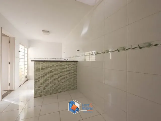 Casa com 166m² 3 quartos e 2 banheiros, à venda, no bairro Centro em Jaboticabal