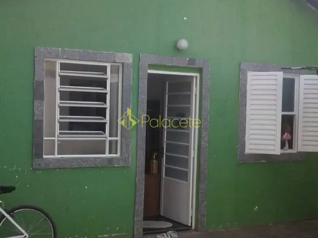 Casa com 180m², à venda, no bairro Centro em Potim