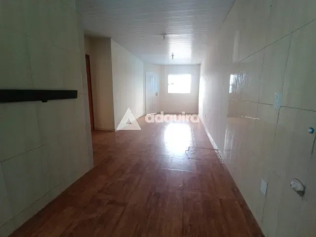 Casa com 48m² 2 quartos e 1 banheiro, à venda, no bairro Cará-cará em Ponta Grossa