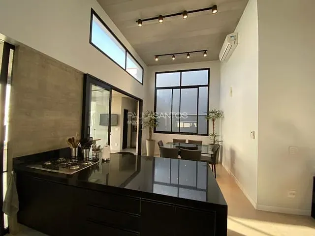 Casa com 349m² 3 quartos e 5 banheiros, à venda, no bairro Vossoroca em Votorantim