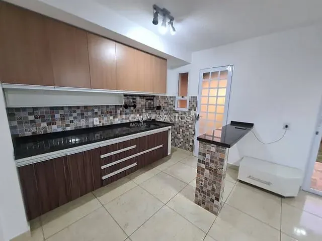 Casa com 141m² 2 quartos e 2 banheiros, para alugar, no bairro Vossoroca em Votorantim