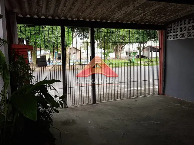 Casa com 125m² 2 quartos e 1 banheiro, à venda, no bairro Jardim Santa Inês I em São José dos Campos