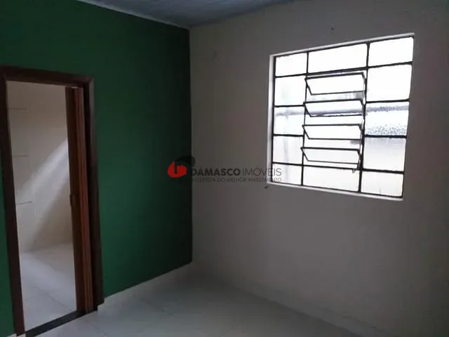 Casa com 100m² 2 quartos e 1 banheiro, para alugar, no bairro Vila Alpina em São Paulo
