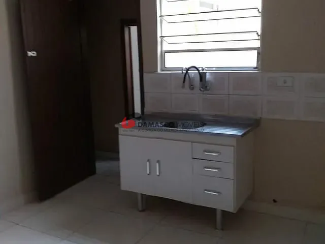 Casa com 100m² 2 quartos e 1 banheiro, para alugar, no bairro Vila Alpina em São Paulo