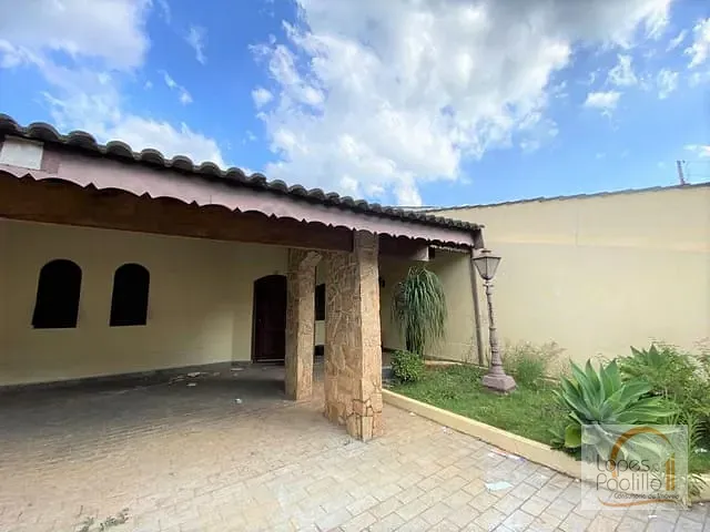 Casa com 415m² 4 quartos e 3 banheiros, à venda, no bairro Jardim do Lago em Atibaia