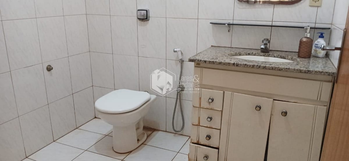 Casa à venda com 3 quartos, 207m² - Foto 14