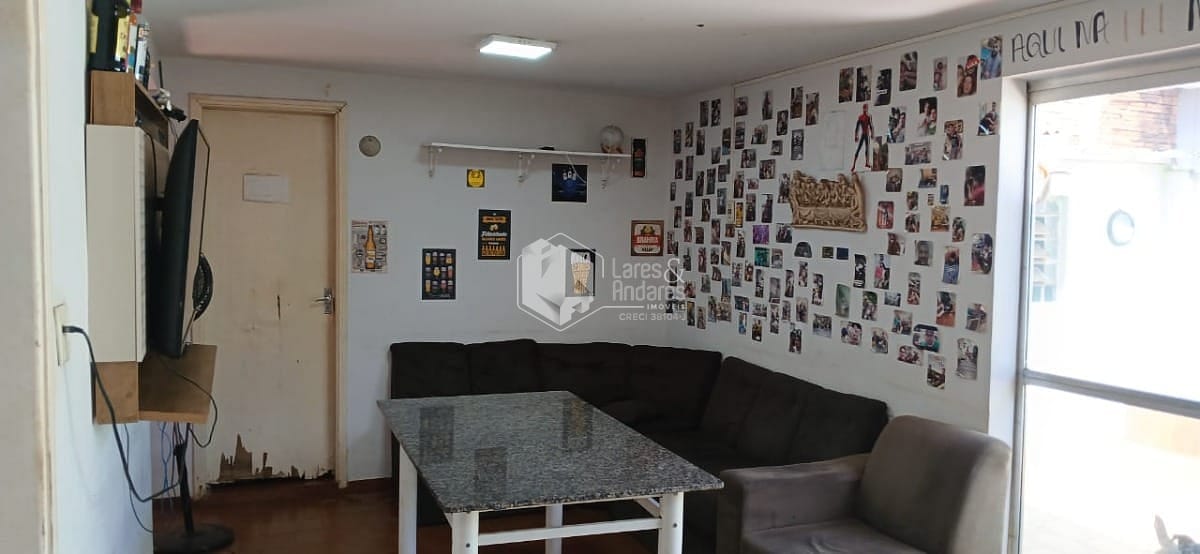 Casa à venda com 3 quartos, 207m² - Foto 17