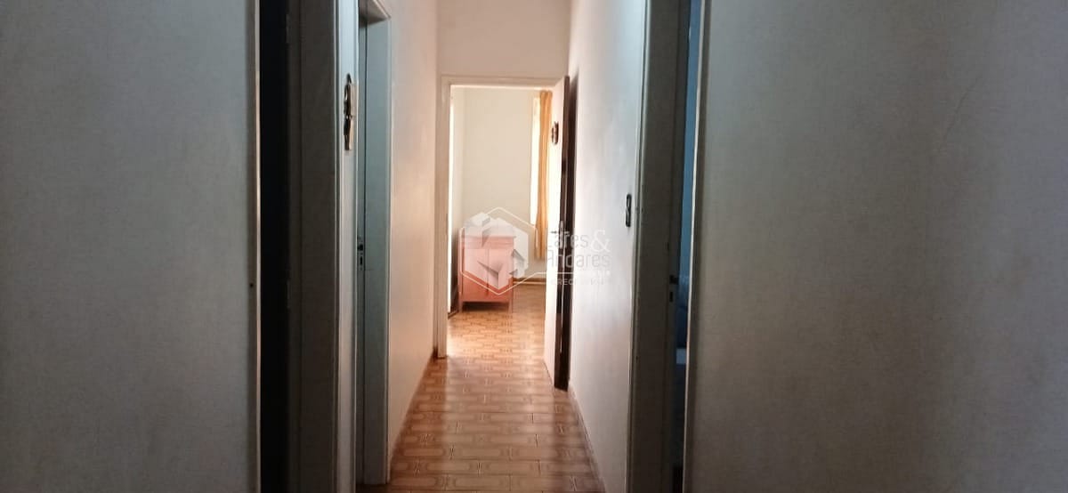 Casa à venda com 3 quartos, 207m² - Foto 7