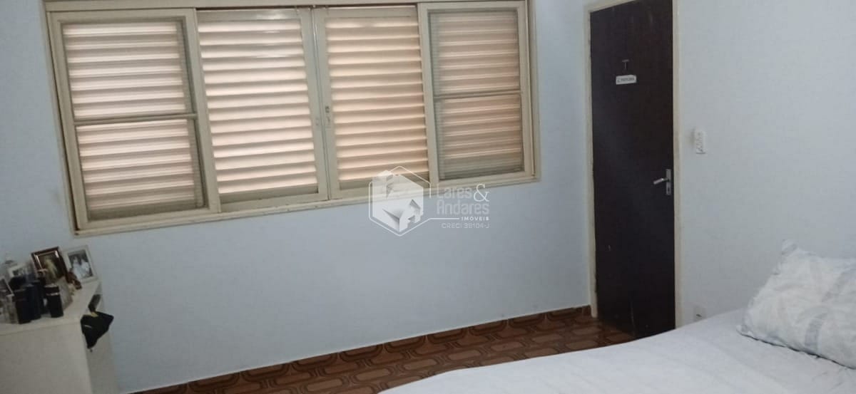 Casa à venda com 3 quartos, 207m² - Foto 12