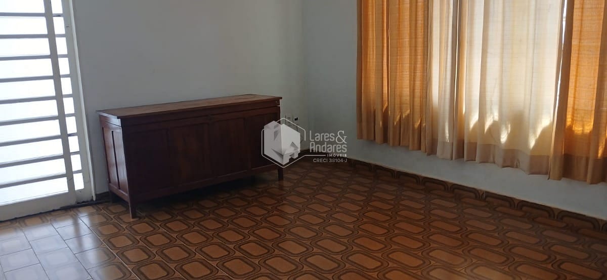 Casa à venda com 3 quartos, 207m² - Foto 4