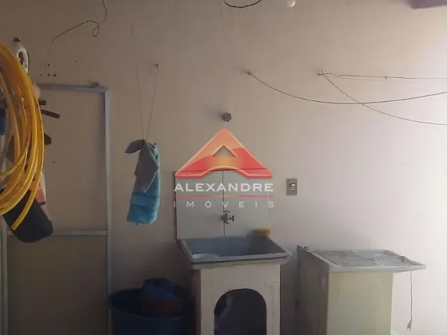 Casa com 125m² 2 quartos e 1 banheiro, à venda, no bairro Conjunto Residencial Galo Branco em São José dos Campos