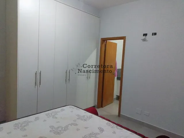 Casa com 1004m² 3 quartos e 5 banheiros, à venda ou para alugar, no bairro Rio Comprido em Jacareí
