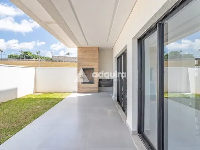 Casa com 240m² 3 quartos e 4 banheiros, à venda, no bairro Contorno em Ponta Grossa