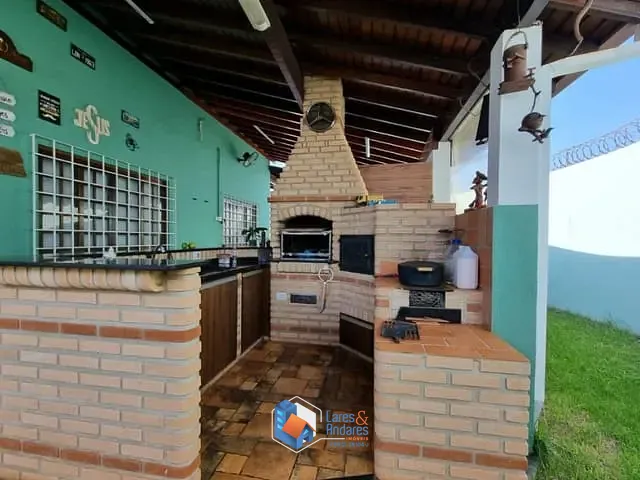Casa com 270m² 3 quartos e 2 banheiros, à venda, no bairro Morada do Campo em Jaboticabal