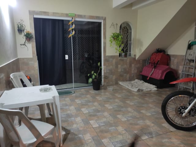 Casa com 120m² 5 quartos e 2 banheiros, à venda, no bairro Pedregulho em Guaratinguetá