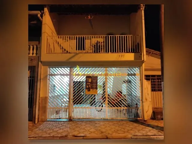 Casa com 120m² 5 quartos e 2 banheiros, à venda, no bairro Pedregulho em Guaratinguetá