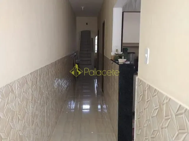 Casa com 120m² 5 quartos e 2 banheiros, à venda, no bairro Pedregulho em Guaratinguetá