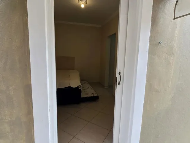 Casa com 250m² 1 quarto e 1 banheiro, para alugar, no bairro Urbanova em São José Dos Campos
