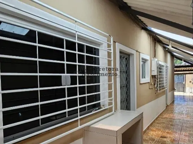 Casa com 200m² 2 quartos e 2 banheiros, à venda, no bairro Jardim Cruzeiro do Sul em São José dos Campos