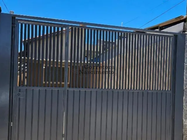 Casa com 200m² 2 quartos e 2 banheiros, à venda, no bairro Jardim Cruzeiro do Sul em São José dos Campos