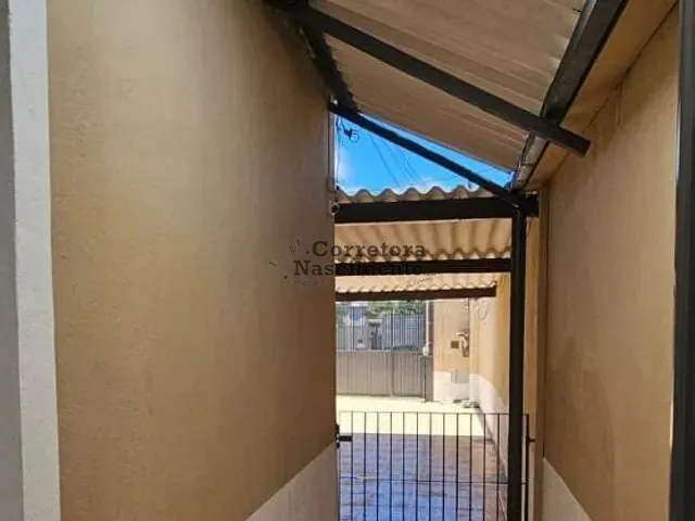 Casa com 200m² 2 quartos e 2 banheiros, à venda, no bairro Jardim Cruzeiro do Sul em São José dos Campos