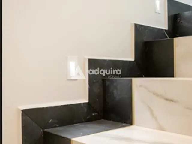 Casa 3 quartos e 3 banheiros, à venda, no bairro Jardim Carvalho em Ponta Grossa
