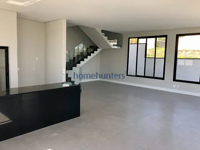 Casa com 411m² 4 quartos e 6 banheiros, à venda, no bairro Loteamento Alphaville Campinas em Campinas